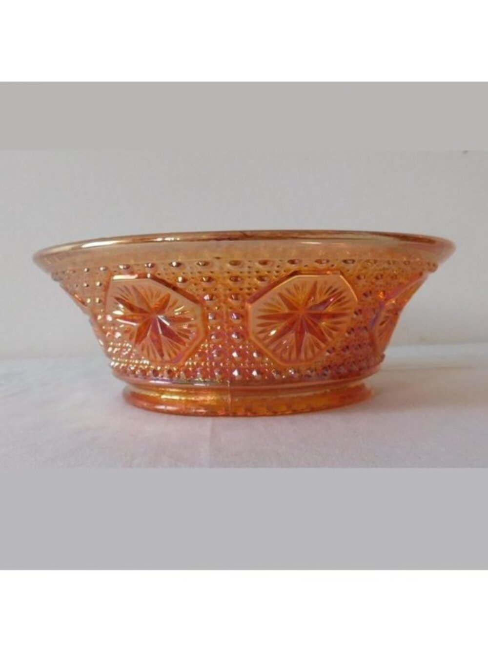 Vintage 7.5" Serving Bowl Imperial Glass Iridescent Carnival Star Medallion